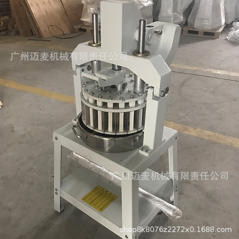 商用面团分块机手动面包面团分割机36粒立式切块机dough divider