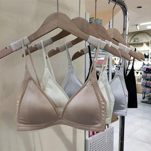 三角杯e光面内衣女士轻薄大胸显小无钢圈薄款 法式 美背文胸罩32