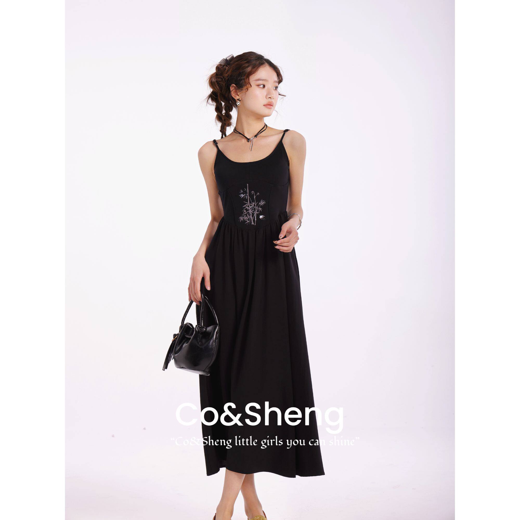 墨竹/重生小个子定制春夏新款鱼骨黑色吊带连衣裙女欧若风