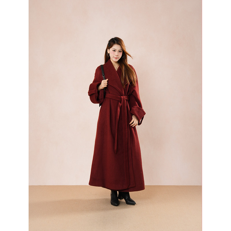 新年战袍赫本风中古毛呢大衣女秋冬季新款气质高级感红色长款外套