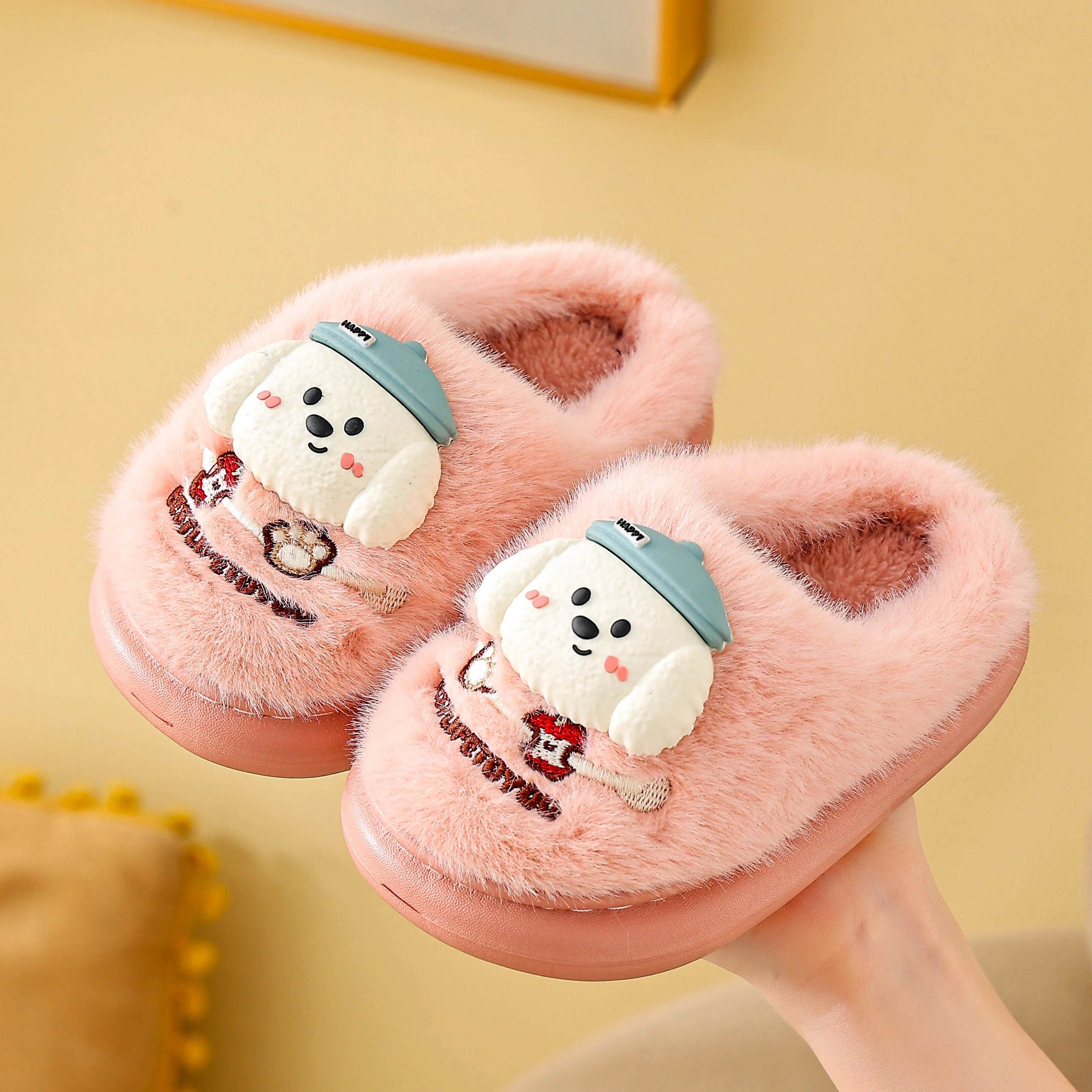 儿童棉拖鞋冬季保暖加绒加厚皮面防水软底防滑卡通小狗男女宝宝鞋