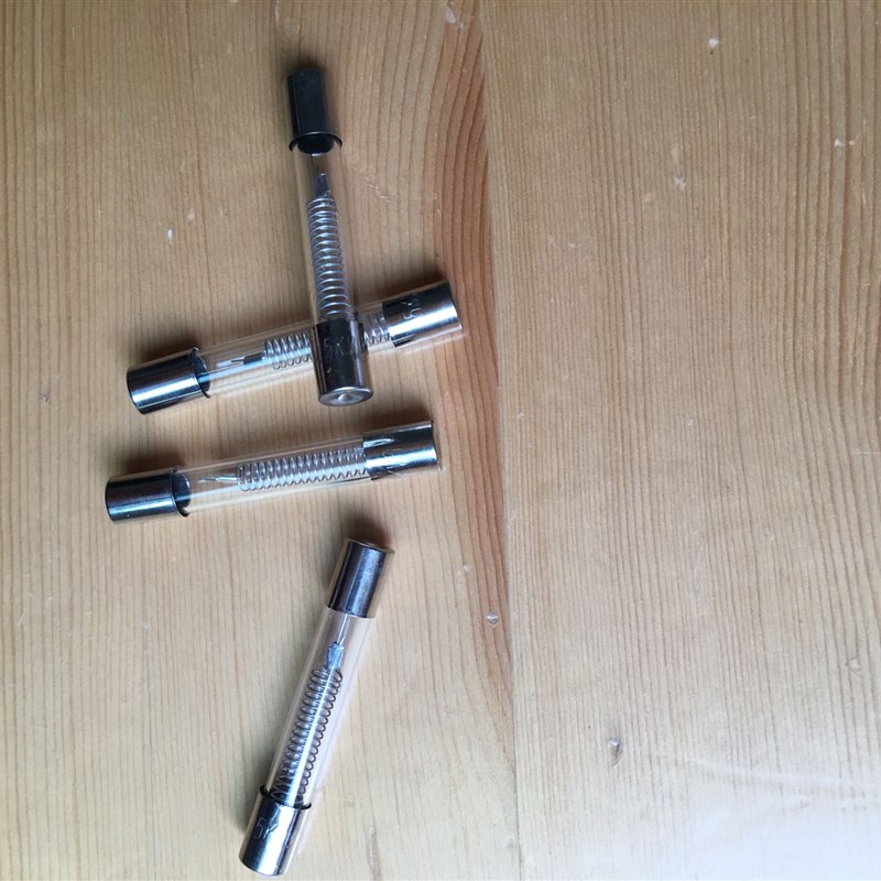 微波炉保险丝5KV/0.75A 0.8A 0.9A微波炉高压保险丝 高压保险管