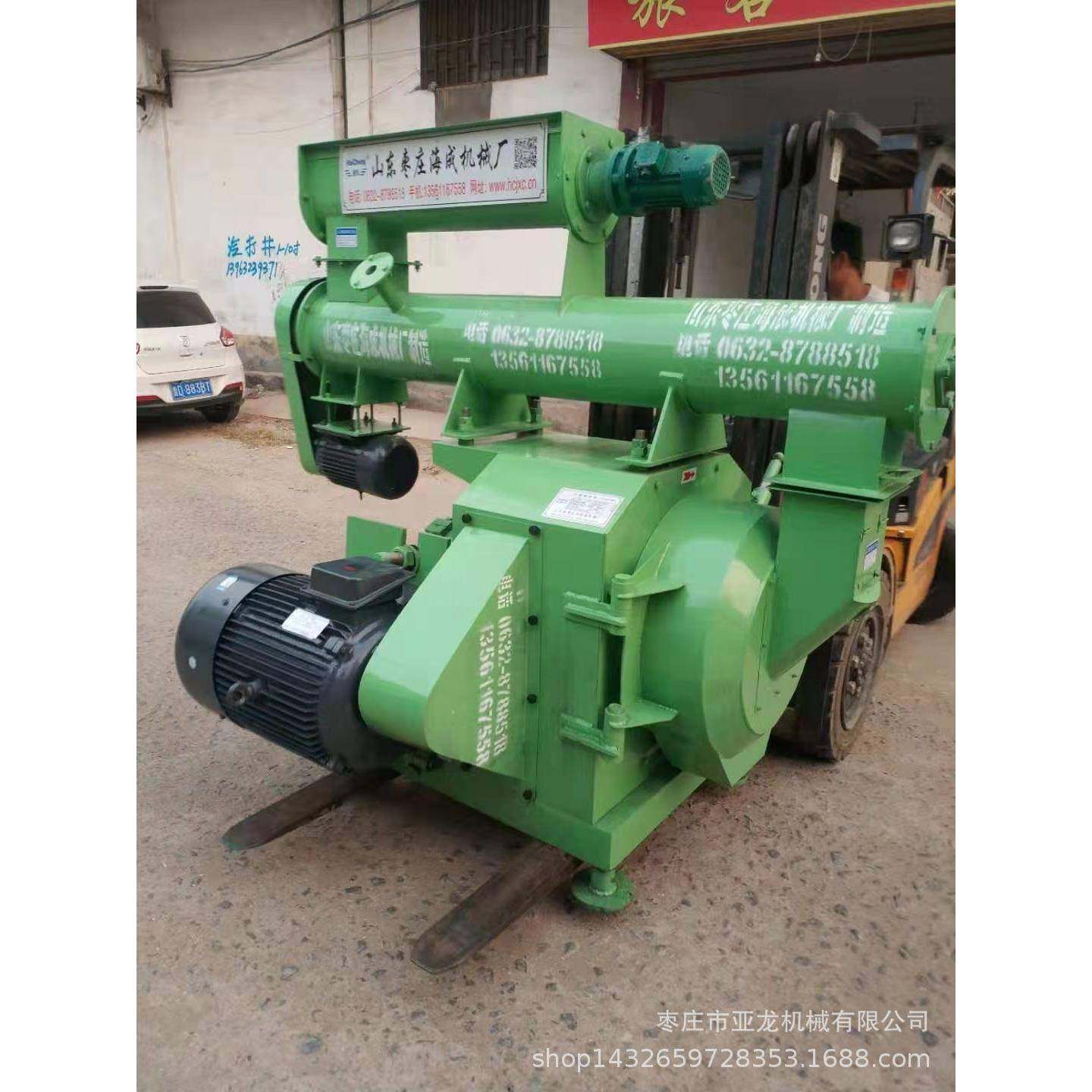 卧式饲料颗粒挤出机说明书大型养猪厂用环模颗粒机做猫砂的机器