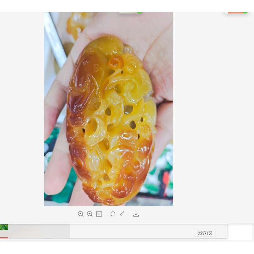 巴西玛瑙玉髓水晶洞镂空手把玩件 送父母 送好友玉髓手把玩件