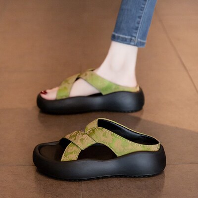 凉拖鞋女夏外穿2025新款高级感仙女G风厚底沙滩凉鞋时尚孕妇一字