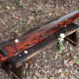 金杨精品演奏琴 老杉木 纯生漆 鹿角霜 蕉叶古琴 音韵佳送