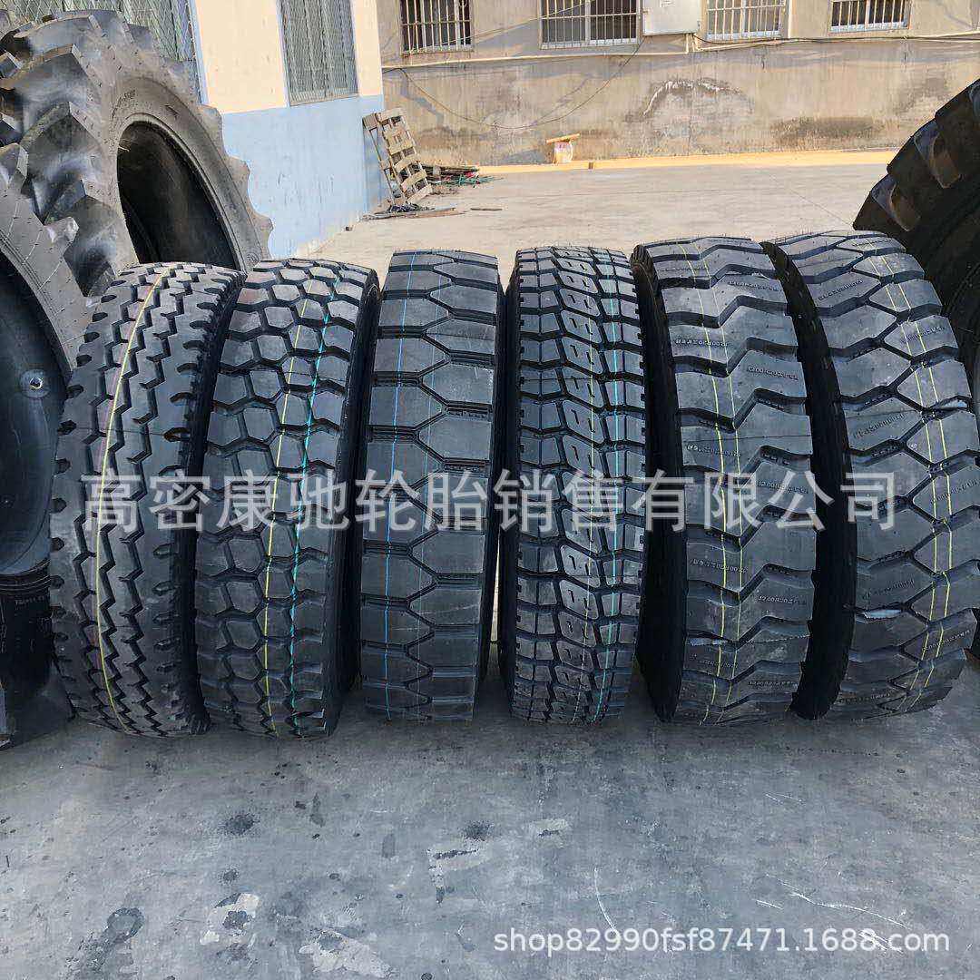 全钢丝载重卡车货车轮胎900R20 1000R20 1100R20 1200R20 12R22.5