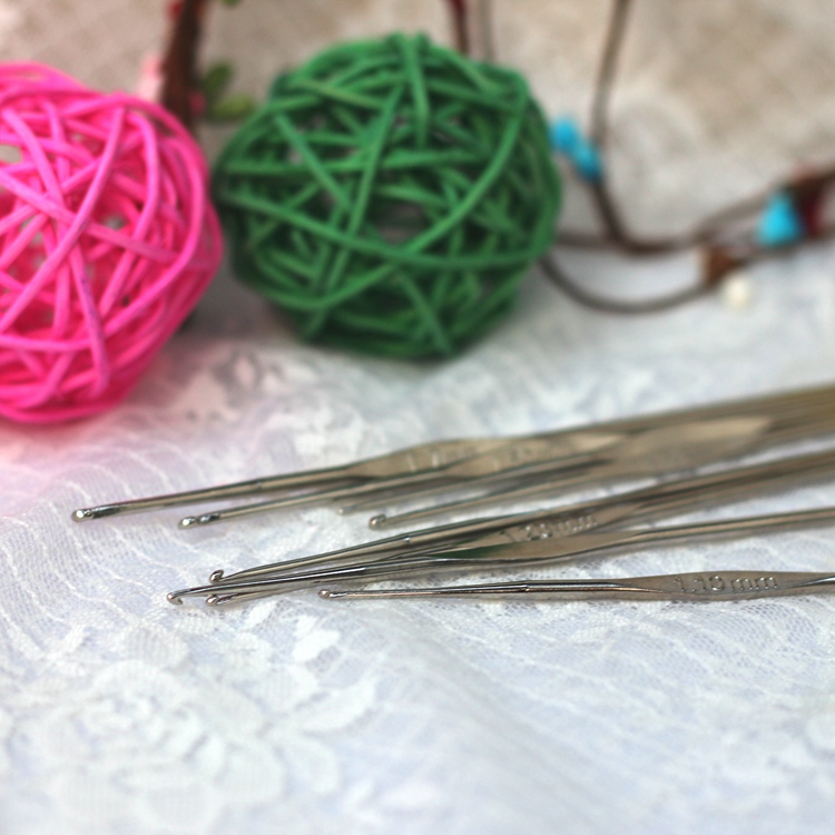 我爱编织 细号铁电镀单头钩针 8根一套1.0MM-1.7MM