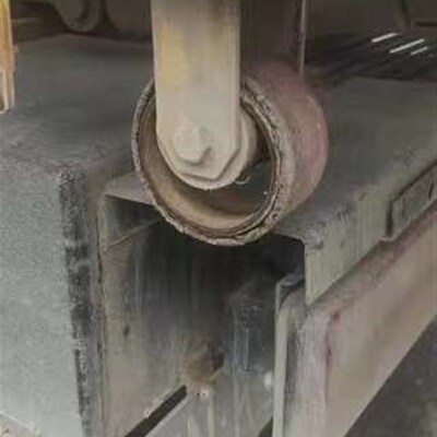 清障车平板滑动轮拖车尾板滚轮救援车脚轮随州程力清障车配件