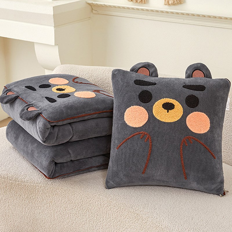 抱枕被子两用午休二合一加厚汽车载折叠多功能沙发盖毯汽车靠垫冬