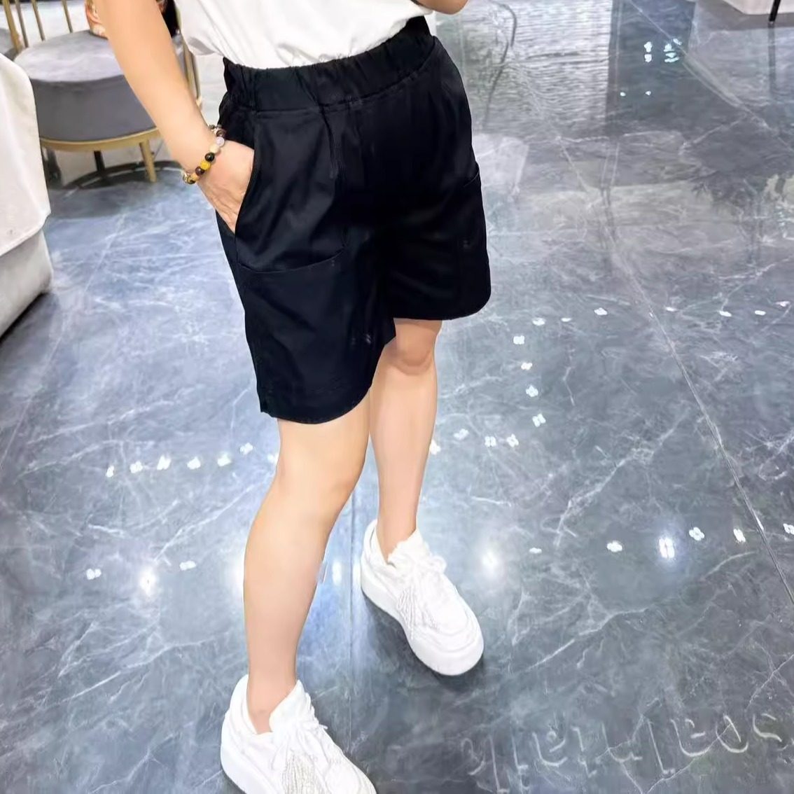 suwona新款女士休闲短裤大裤兜帅气弹力短裤松紧腰运动短裤女