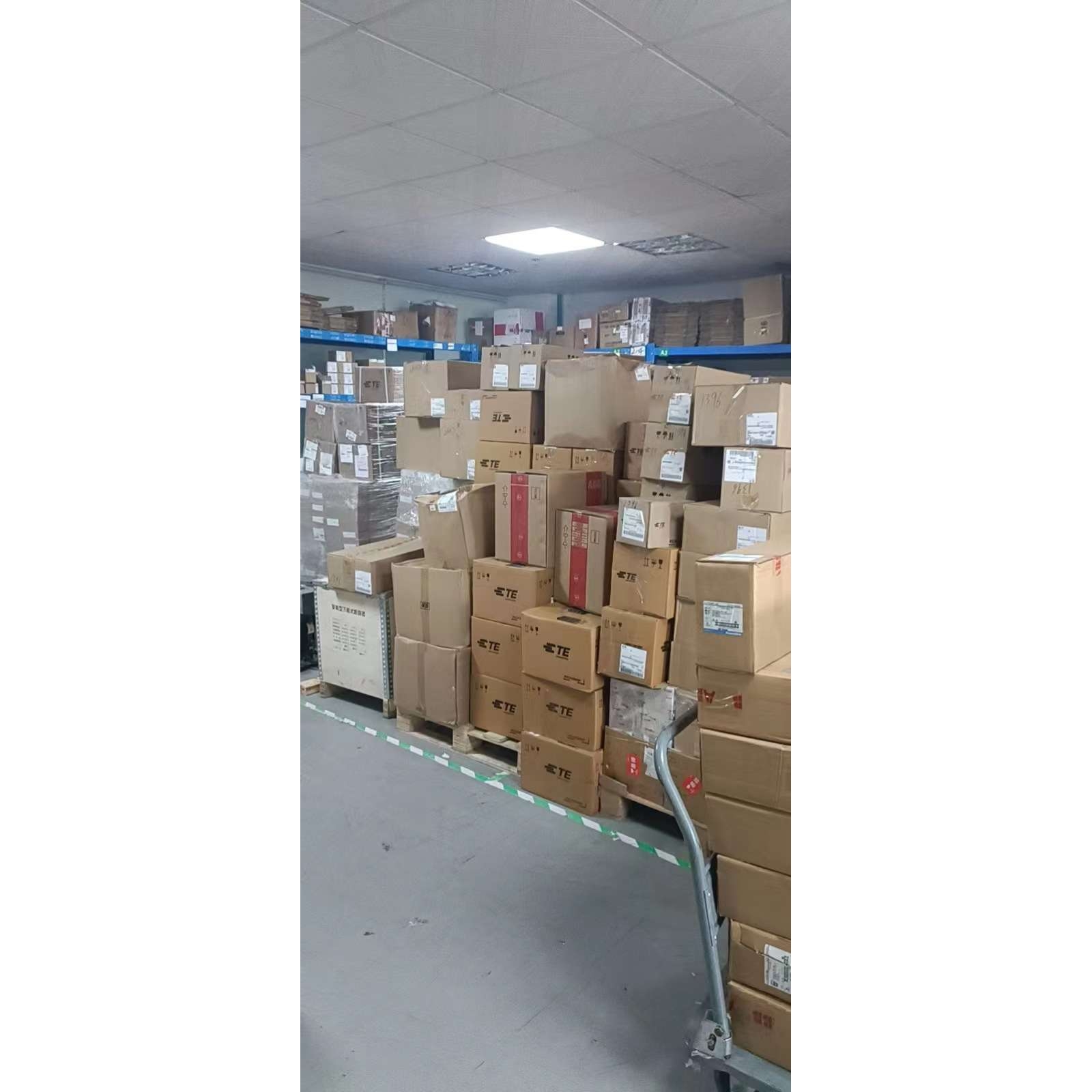 ABB直流微型断路器空气开关SF202M-C6DC C25DC C32DC C63DC二极