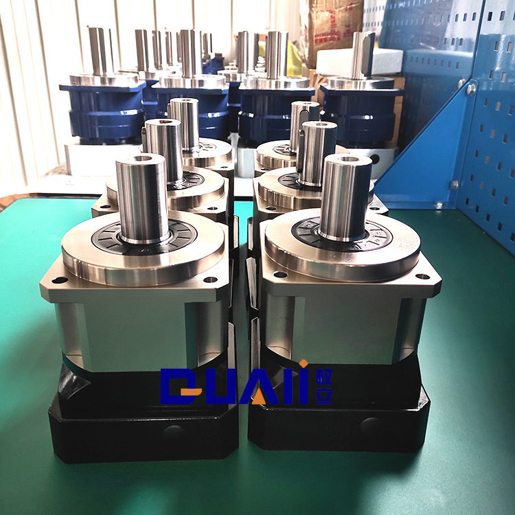 权立打片机用伺服减速器 斜齿轮减速机 卧式立式精密行星减速机,五金/工具,行星齿轮减速机,淘宝优惠券,粉丝福利购,淘宝优惠卷