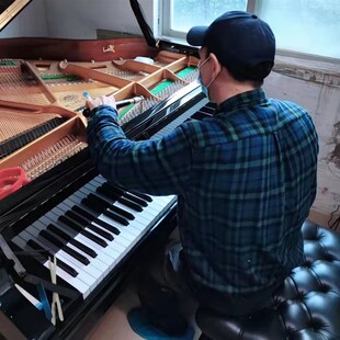深圳钢琴调音  调琴师修理钢琴 钢琴整理保养 级调音师持证上岗