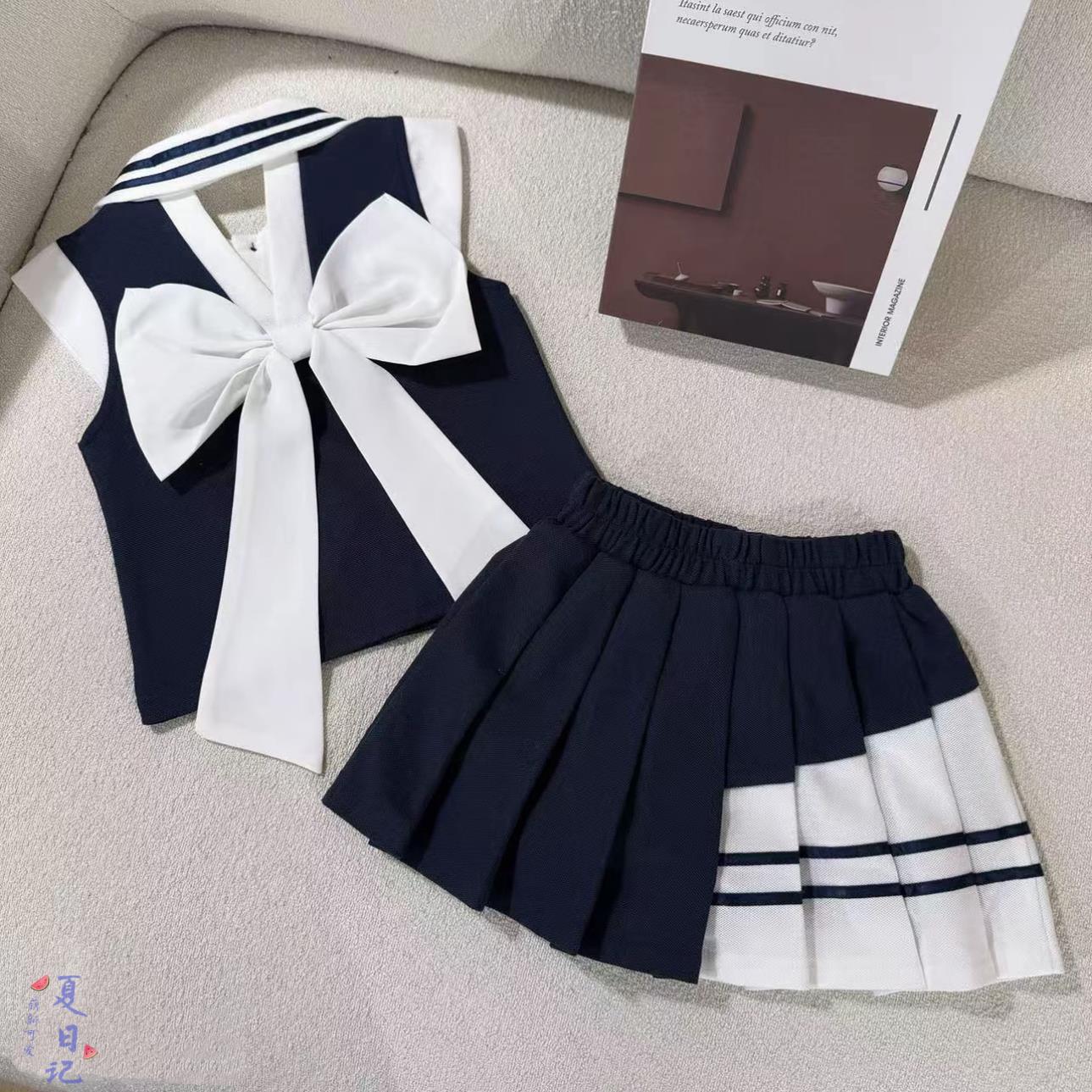 女童蝴蝶结上衣百褶裙套