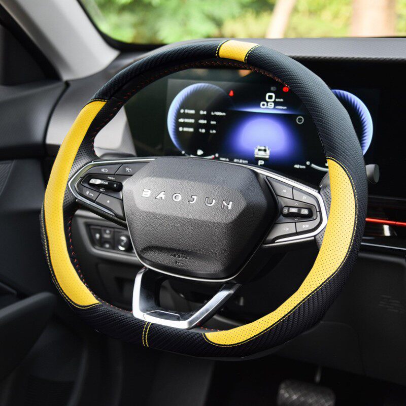 2019款新宝骏RC-6防滑方向盘套皮宝骏RM-5汽车用品改装把套子四季