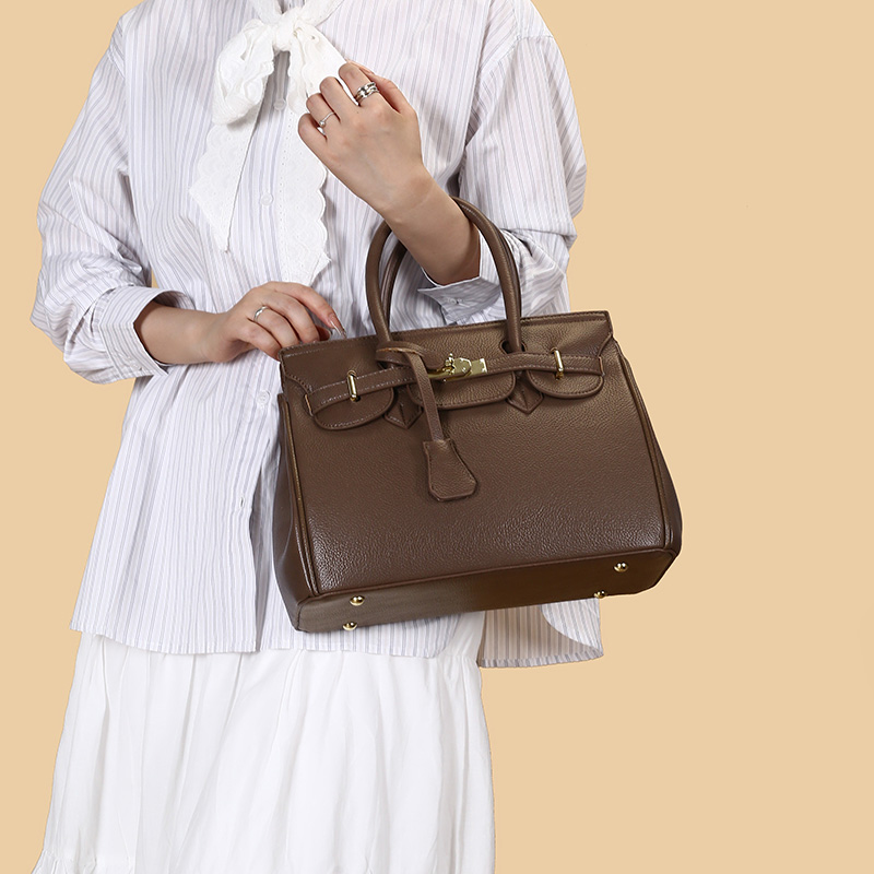 时尚百搭手提包大容量单肩斜挎包