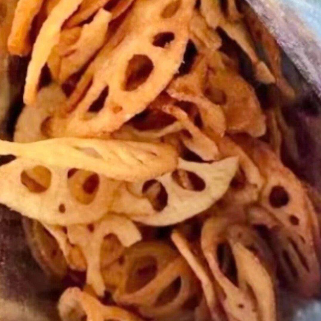 麻辣藕片，香脆可口小吃，网红即食大袋超级薯片，经典辣味