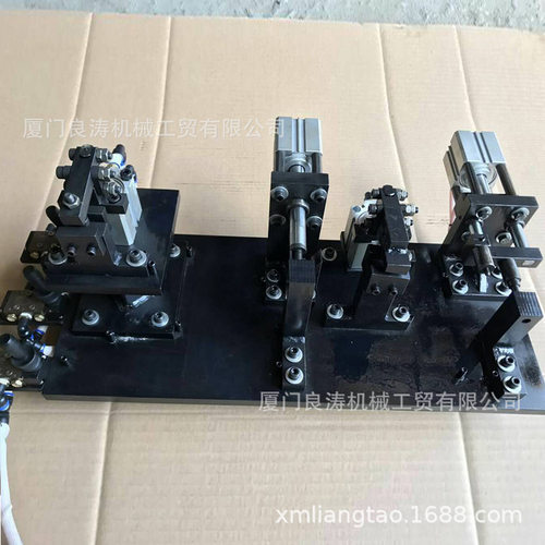 厂家生产非标工装夹具焊接夹具设计 cnc气动工装夹具焊接治具加工