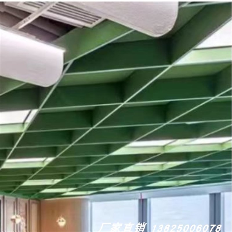 工厂定制铝合金三角形铝格栅天花 木纹色型材铝方通网格吊顶格栅