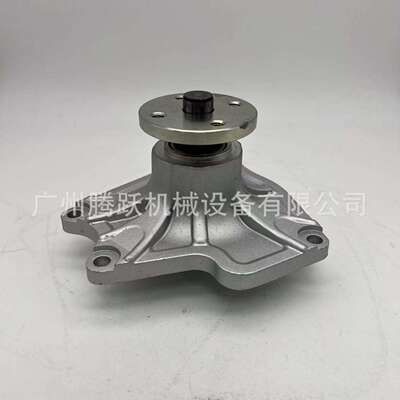 挖掘机装载机工程机械配件4M40水泵190-5767/190-5729/ME993473