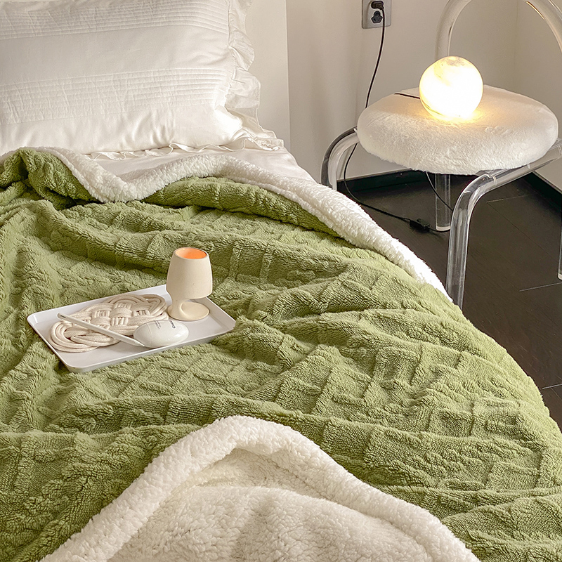 珊瑚绒被子d小学生单人宿舍法兰绒毛毯加厚冬季午睡毯子办公室盖