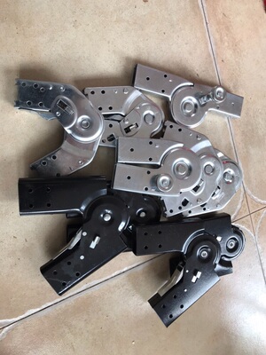 厂家销售梯子家用梯关节头关 人字工程梯螺丝地脚管材