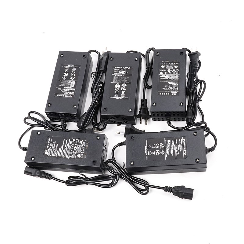 电动滑板车折叠电动车锂电池充电器 24v36v48v飞诺充电器航空头