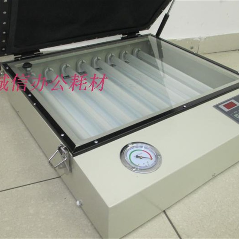 晒版机曝光机 丝网晒版机 移印钢板 晒版机  砂刻菲林晒版机 丝