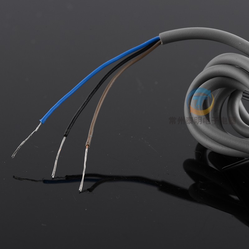 M8沪工直流电感式接近开关LJ8A3-2-ZE/BX三线NPN常开24V12V传感器