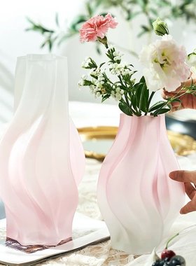 欧式轻奢新款蒙砂玻璃花瓶居家装饰客厅餐桌插花干花创意艺术摆件