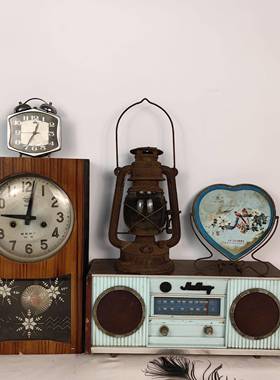 怀旧8090年代收音机民俗民宿摆件老物件老挂钟马灯收藏纪念品