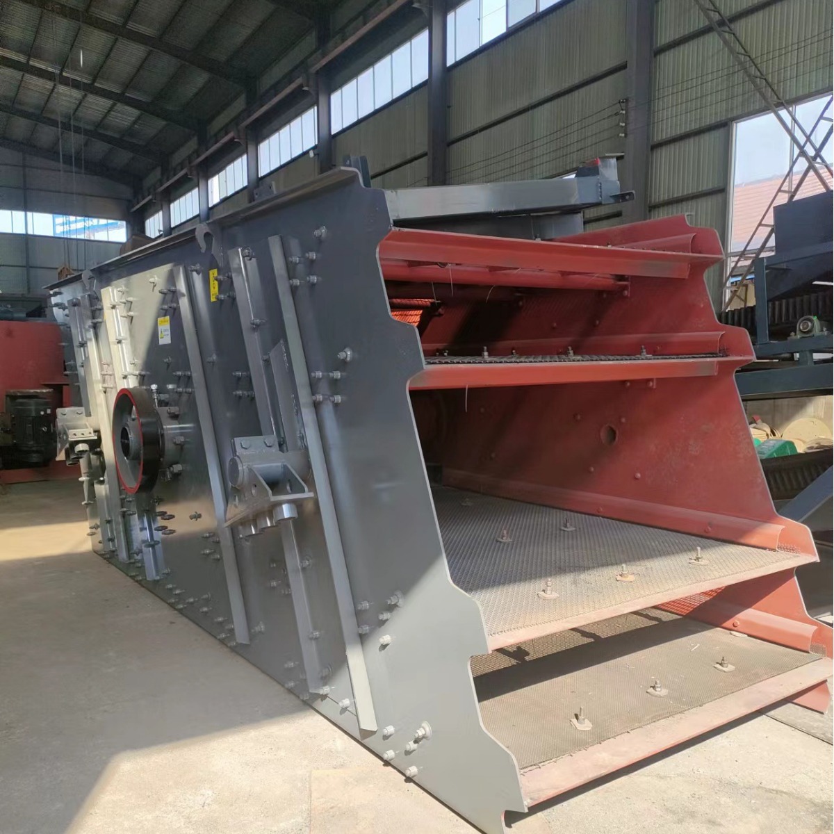 Mining Machinery Equipment振动筛筛分金矿钨矿锡矿等金属矿