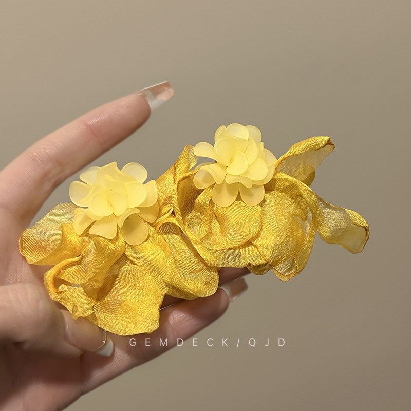 氛围感黄色雪纺花朵耳钉高级感甜美小众耳环海边度假风拍照耳饰女,饰品/流行首饰/时尚饰品新,耳环,淘宝优惠券,粉丝福利购,淘宝优惠卷