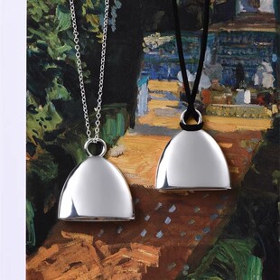 银色半月金属吊坠项链女轻奢小众设计高级感黑绳长款叠戴毛衣链