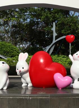 卡通可爱兔子玻璃纤维雕塑小品造景网红爱心装饰大摆件园林景观庭