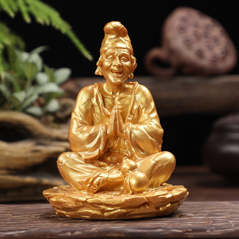 汽车装饰车内饰品摆件车上高档创意可爱摇头济公佛保平安车载用品