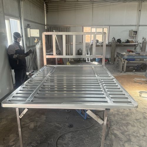 悬浮床钢架s床头方案靠包