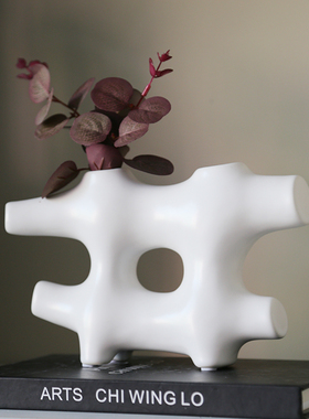 夕阳渐变色泡泡小孩白色创意陶瓷人物摆件电视柜书架艺术软装饰品