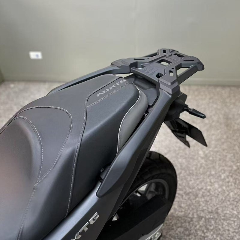 适用25款三阳剑齿虎m400后货架一体铝合金尾架ADXTG尾箱架尾翼支