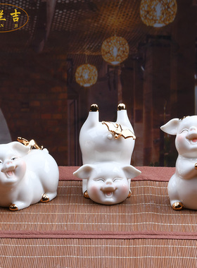 德化白瓷定制 陶瓷猪猪生肖摆件 猪年办公室装饰品可爱小猪存钱罐