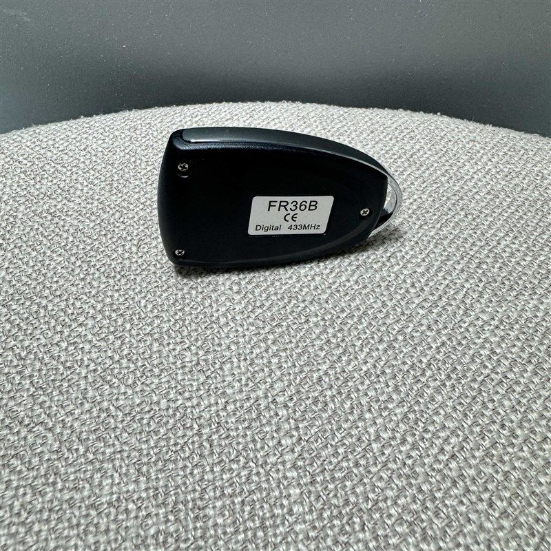 原装霍斯FR36B车库门遥控钥v匙FORSEE FR1电动平移门机开平开门机