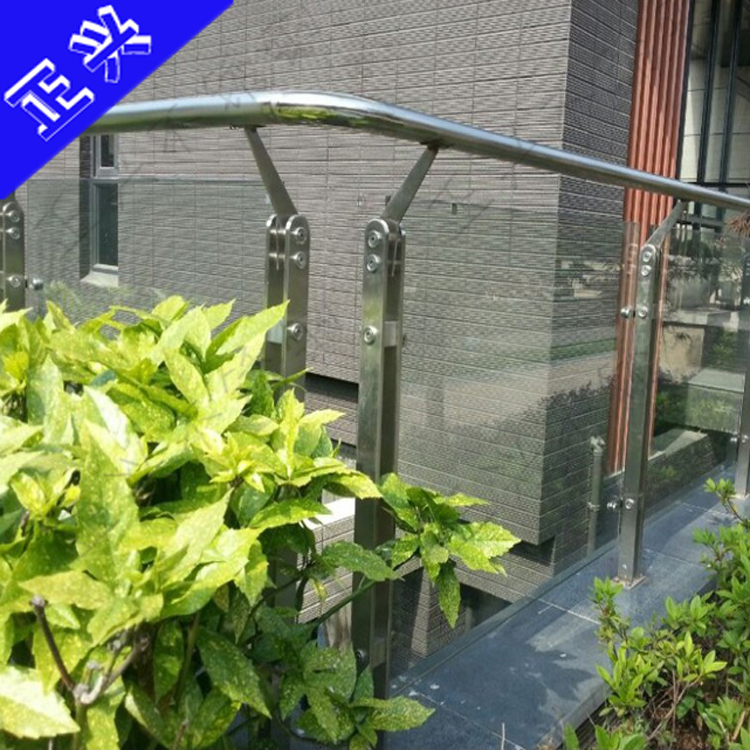 定制30b4不锈钢工程立柱玻璃楼梯扶手栏杆室内外护栏阳台家用围栏