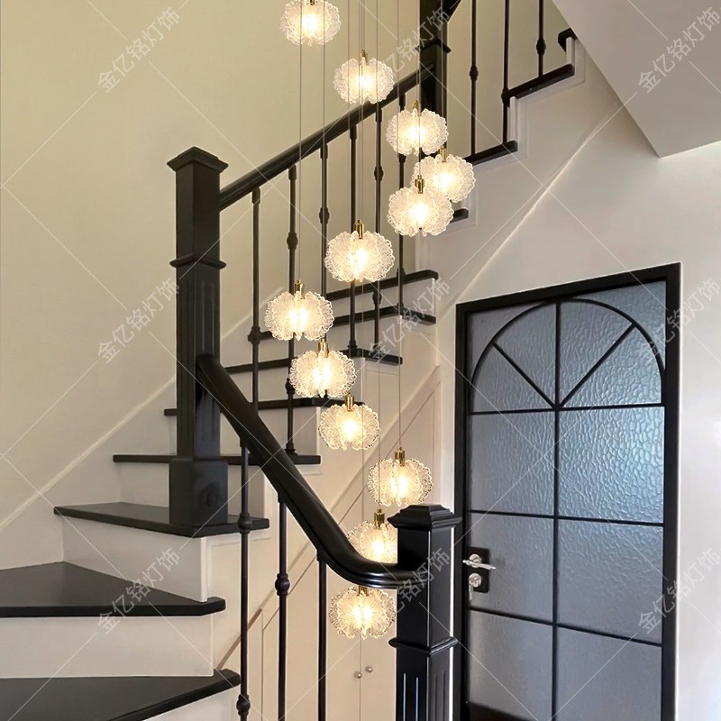 别墅旋转楼梯中空长吊灯中古风法式奶油风lLoft公寓复式楼挑空客
