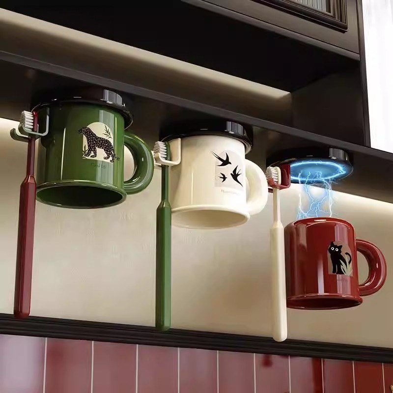 镜柜覆古磁吸牙刷置物架吸盘倒挂沥水刷牙杯化妆室免W打孔漱口杯