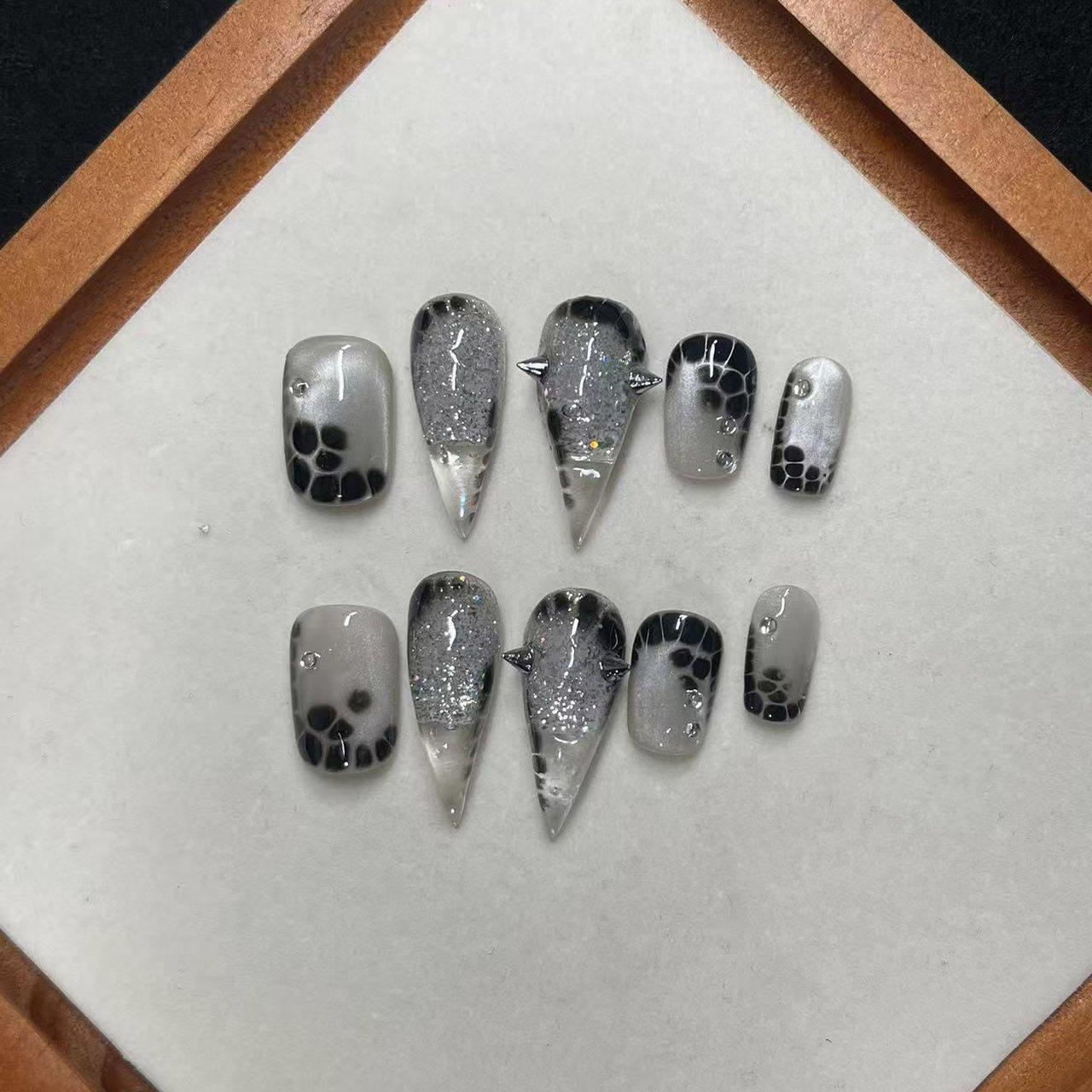 RC纯手工成品穿戴甲美甲甲片短款龙爪甲兽甲猫爪亮片豹纹铁钉原创