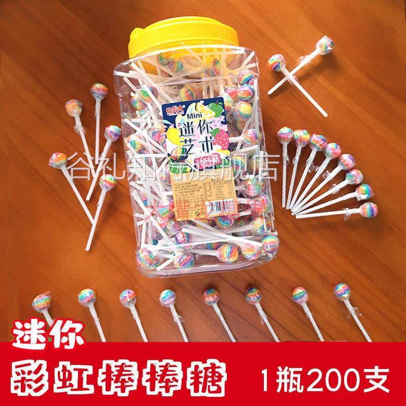 彩虹棒棒糖迷你可爱创意小糖果高颜值水果味网红儿童七彩色糖桶装
