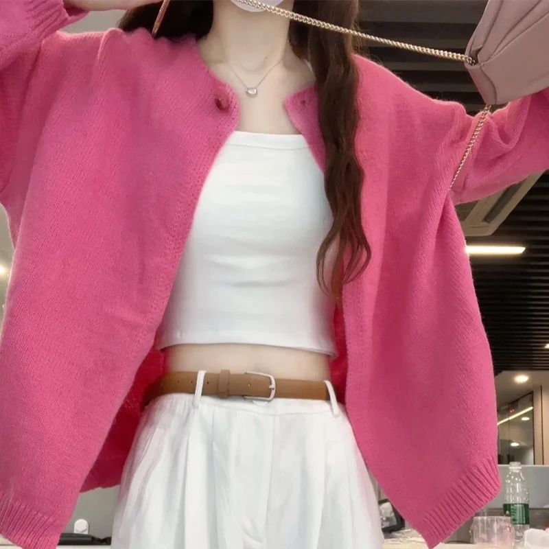 新款玫红色针织开衫外套女春秋薄款小香风毛衣慵懒风长袖纯色上衣