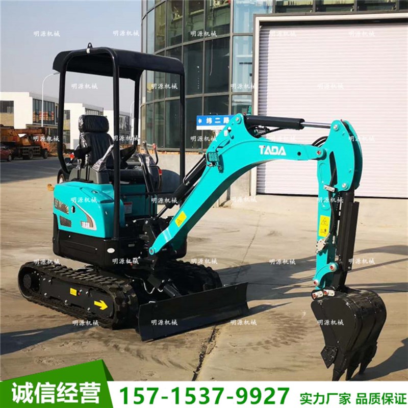 08 10型工程小勾机 农用果园大棚家用挖掘机 开沟挖土小型挖掘机