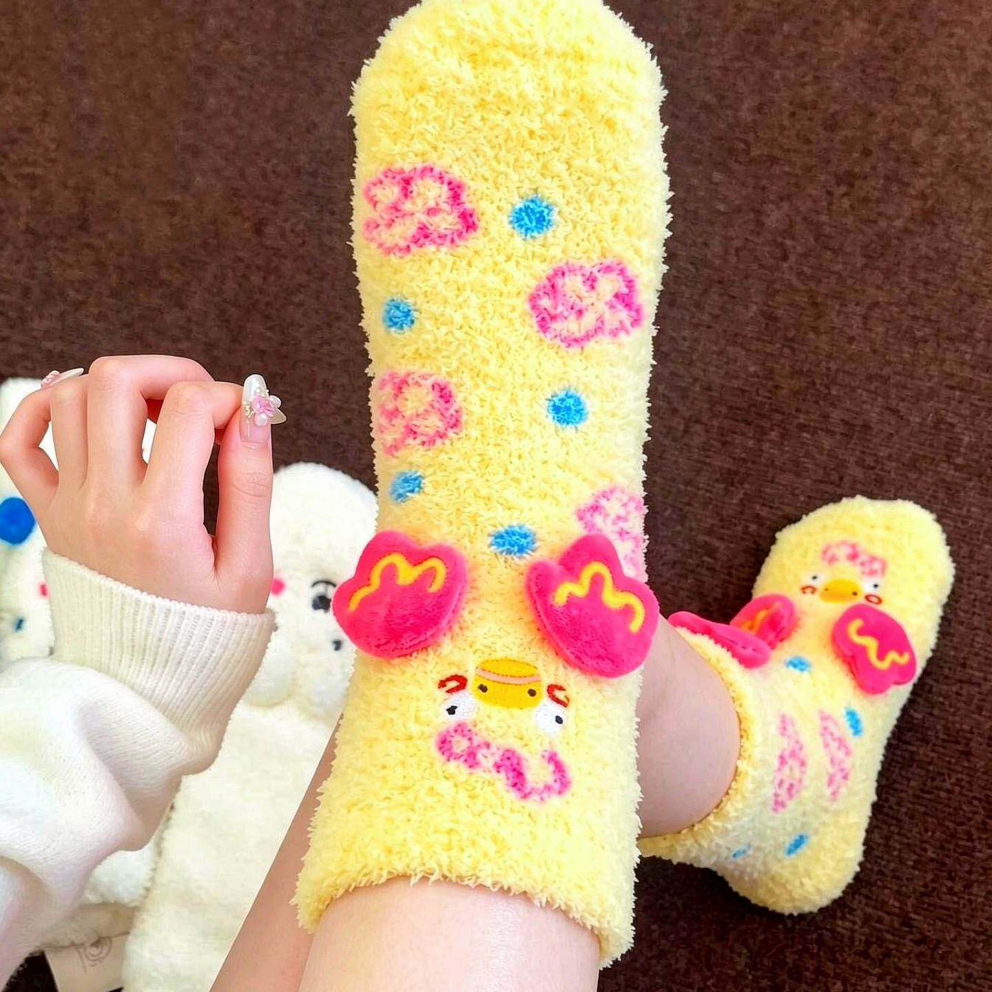 萌萌哒小鸭袜子中筒袜月子睡眠袜
